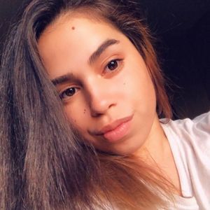 Meet your Posher, Layloni